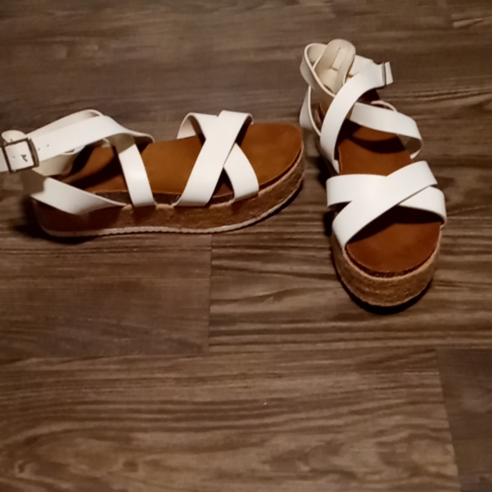 Sandals 8.5